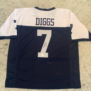 Autographed Trevon Diggs #7 Dallas Cowboys Jersey